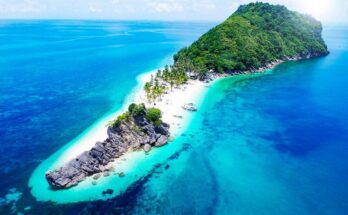 Pulau terpencil utara Bumi